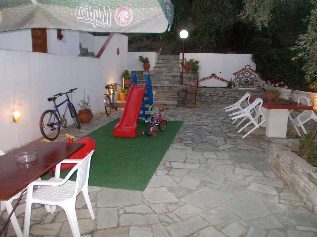 Philippos Apartments Afissos Bagian luar foto