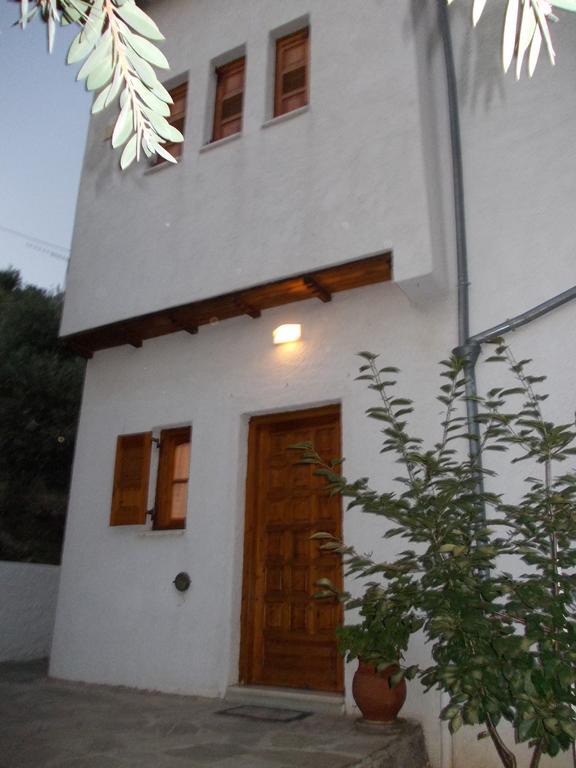 Philippos Apartments Afissos Bagian luar foto