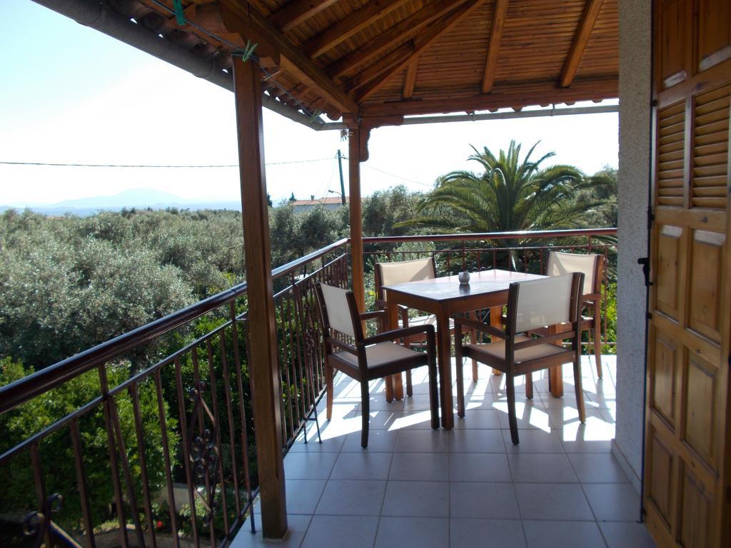 Philippos Apartments Afissos Bagian luar foto